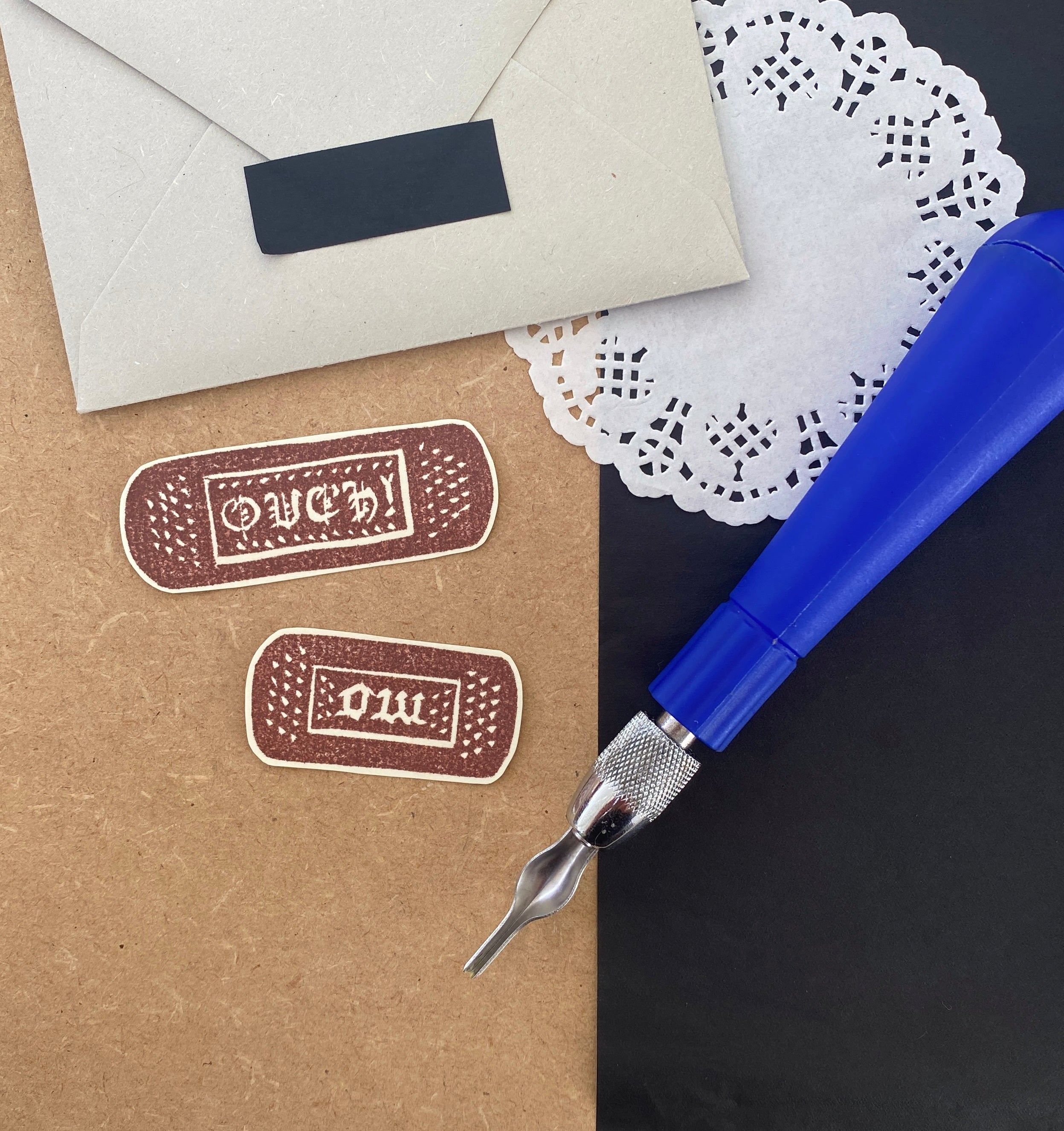 Ouch Plaster Lino Set - Brown